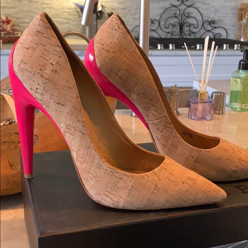 L.A.M.B. Jocelyn Natural Pink Pumps